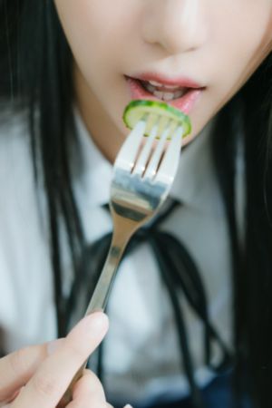 欧美girlst黑人_电影未删减版